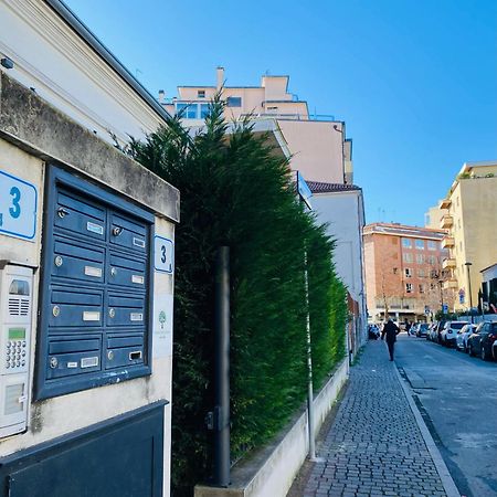 Central Luxury Garden Guest House Mestre Bagian luar foto